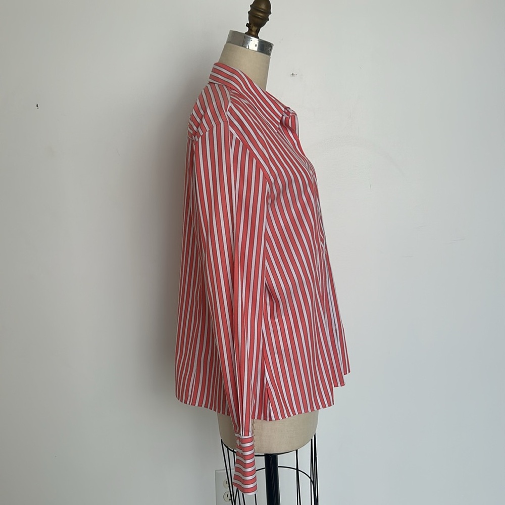 Foxcroft No Iron Fitted Button Down In Size 16 - image 2